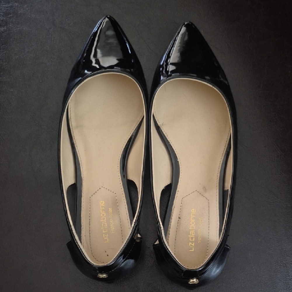 Liz Claiborne Glossy Black Flats Size 7